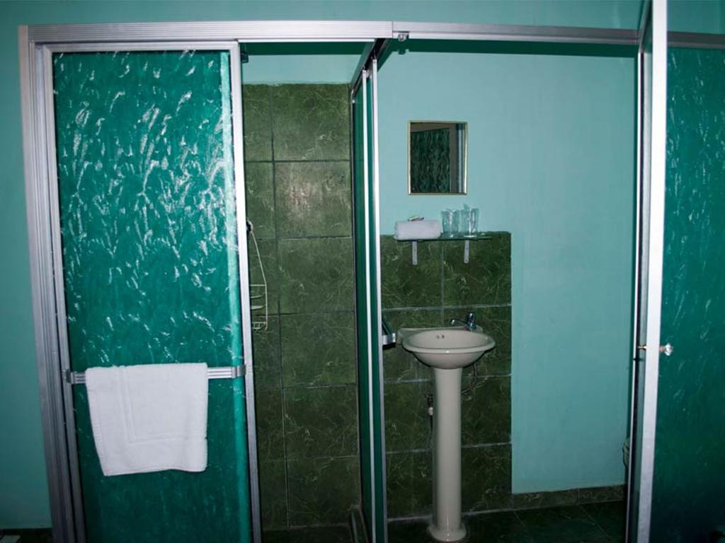 Hotel Jackie'S House Puntarenas Zimmer foto
